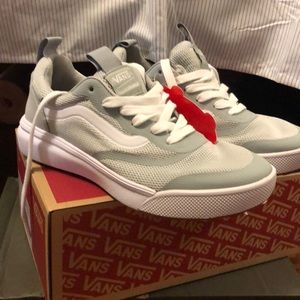 Vans UltraRange Rapidweld